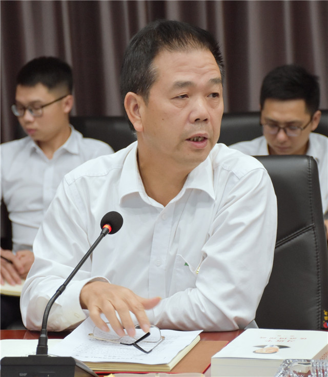 羅總2.jpg